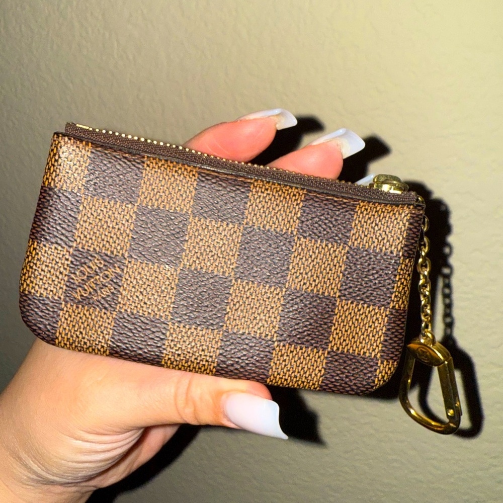 LOUIS VUITTON KEY POUCH